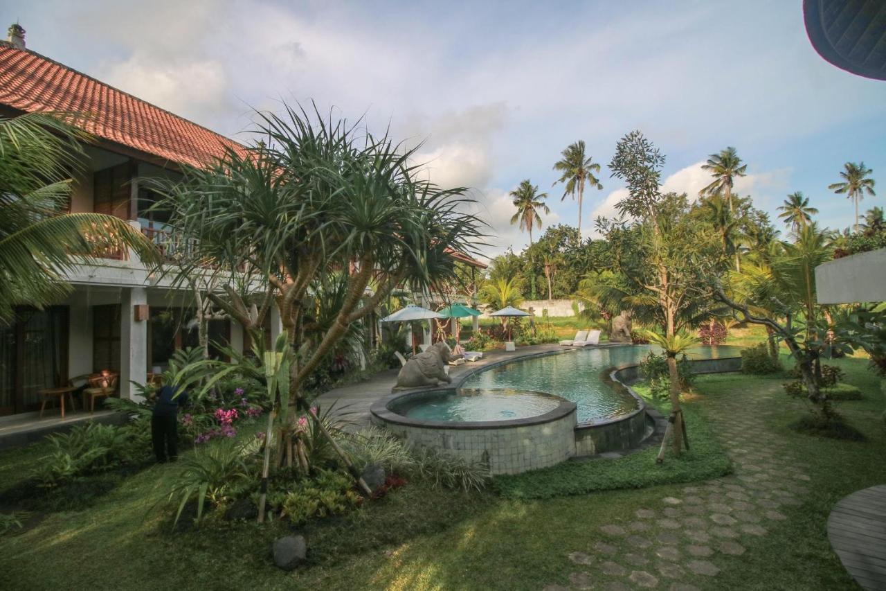 Hotel Queen At Gunung Sari Ubud Exterior foto