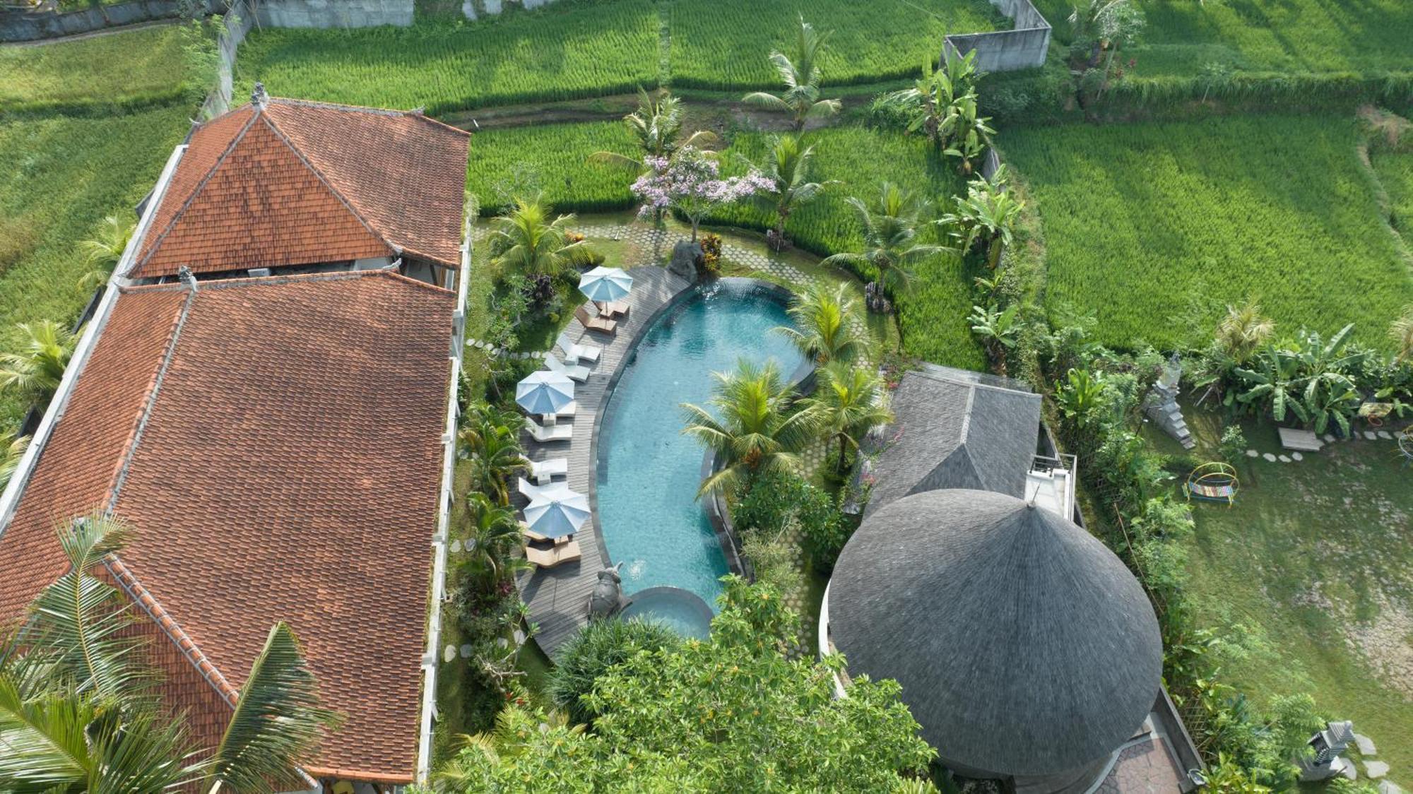 Hotel Queen At Gunung Sari Ubud Exterior foto